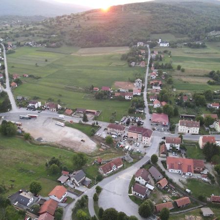 Apartman Katja Rakovica Dış mekan fotoğraf