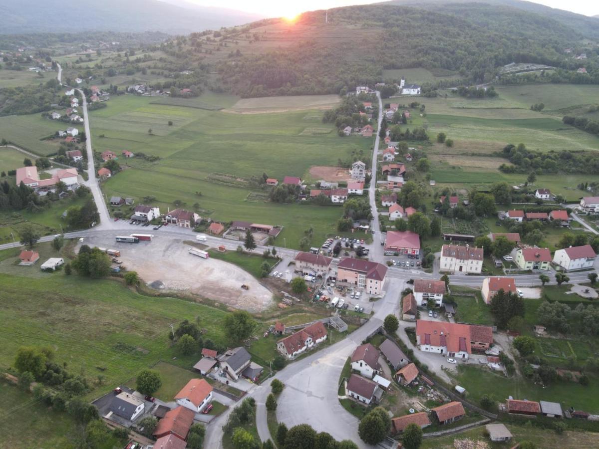 Apartman Katja Rakovica Dış mekan fotoğraf