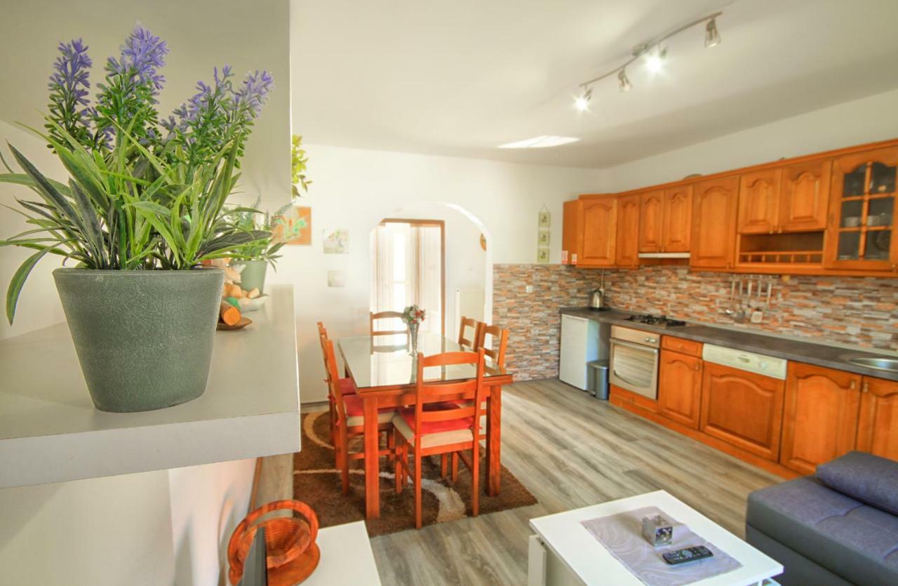 Apartman Katja Rakovica Dış mekan fotoğraf