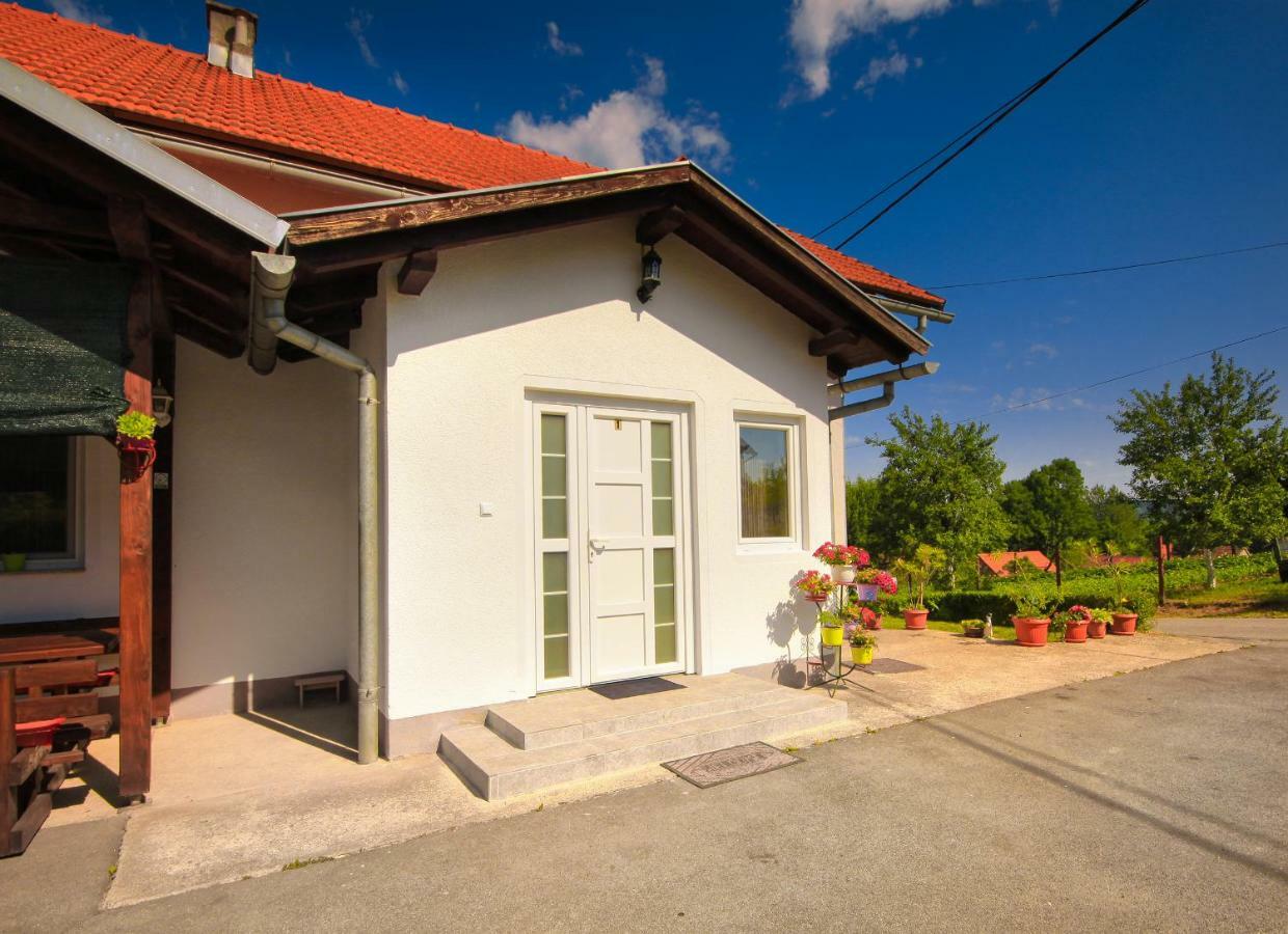 Apartman Katja Rakovica Dış mekan fotoğraf